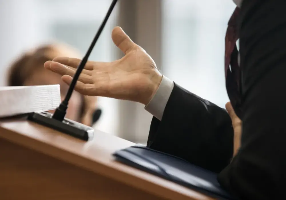 Ile trwa przesłuchanie świadka w sądzie? Zaskakujące fakty i czynniki