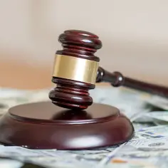 Kto ponosi koszty adwokata po wygranej sprawie? Zaskakujące fakty